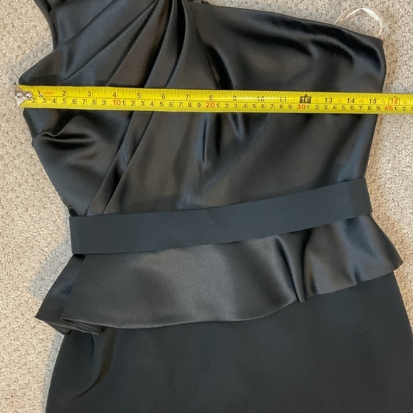 Marchesa Notte Black Ruffle One Shoulder Peplum Dress Size 2 - Picture 4 of 9